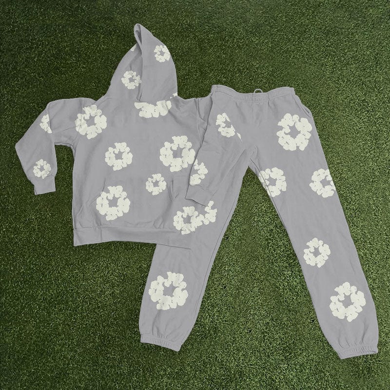 "The Cotton Wreath" Two-Piece Set