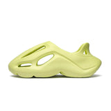 Maximalist Foam Runner Lime Green